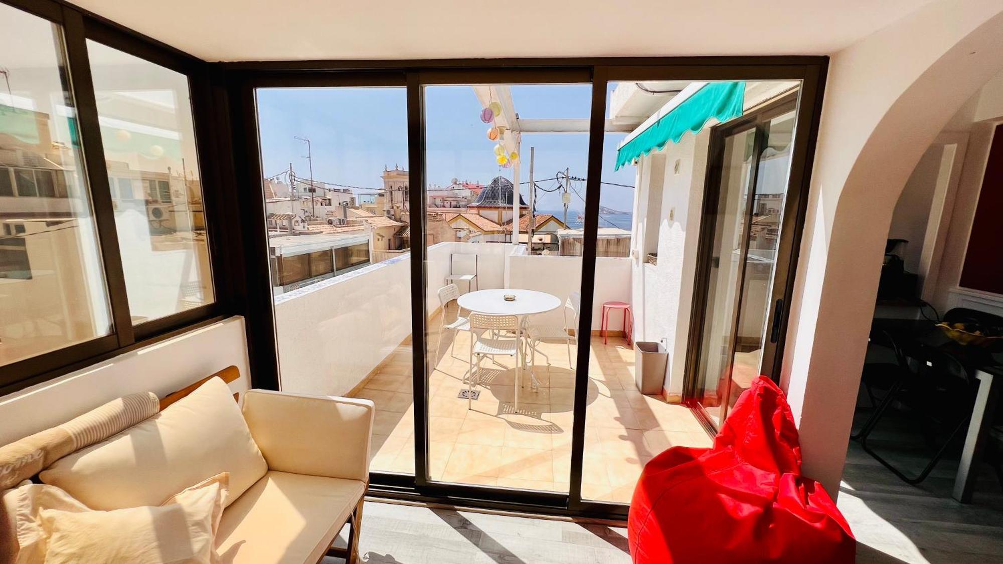 Appartamento Atico Con Vistas En El Casco Antiguo De *
